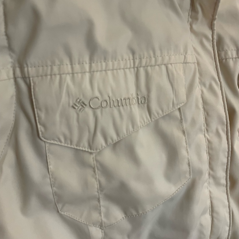 Columbia Sportwear Women's White Puffer Vest Women's XL - Picture 5 of 15